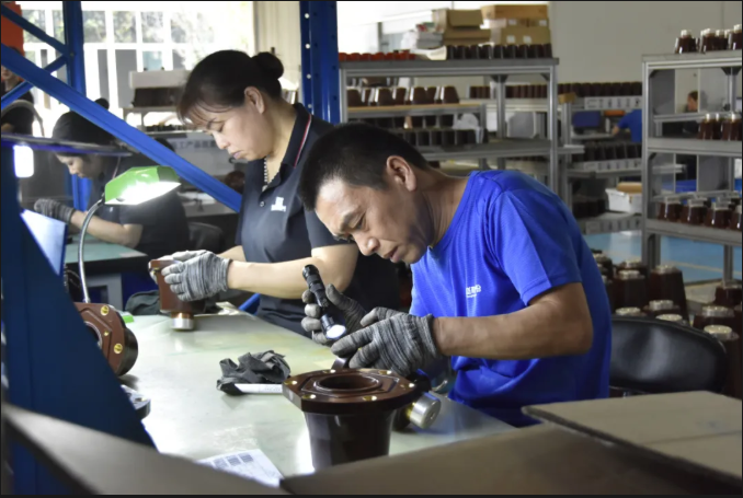 Какое название продукции является основным автомобильным предприятием changdom changtung?FKM клапа резинов тис Tb консервац Sc о образн круг ‌ консервац изоляц крышк подушк кожан посуд клапа комнат подкладк