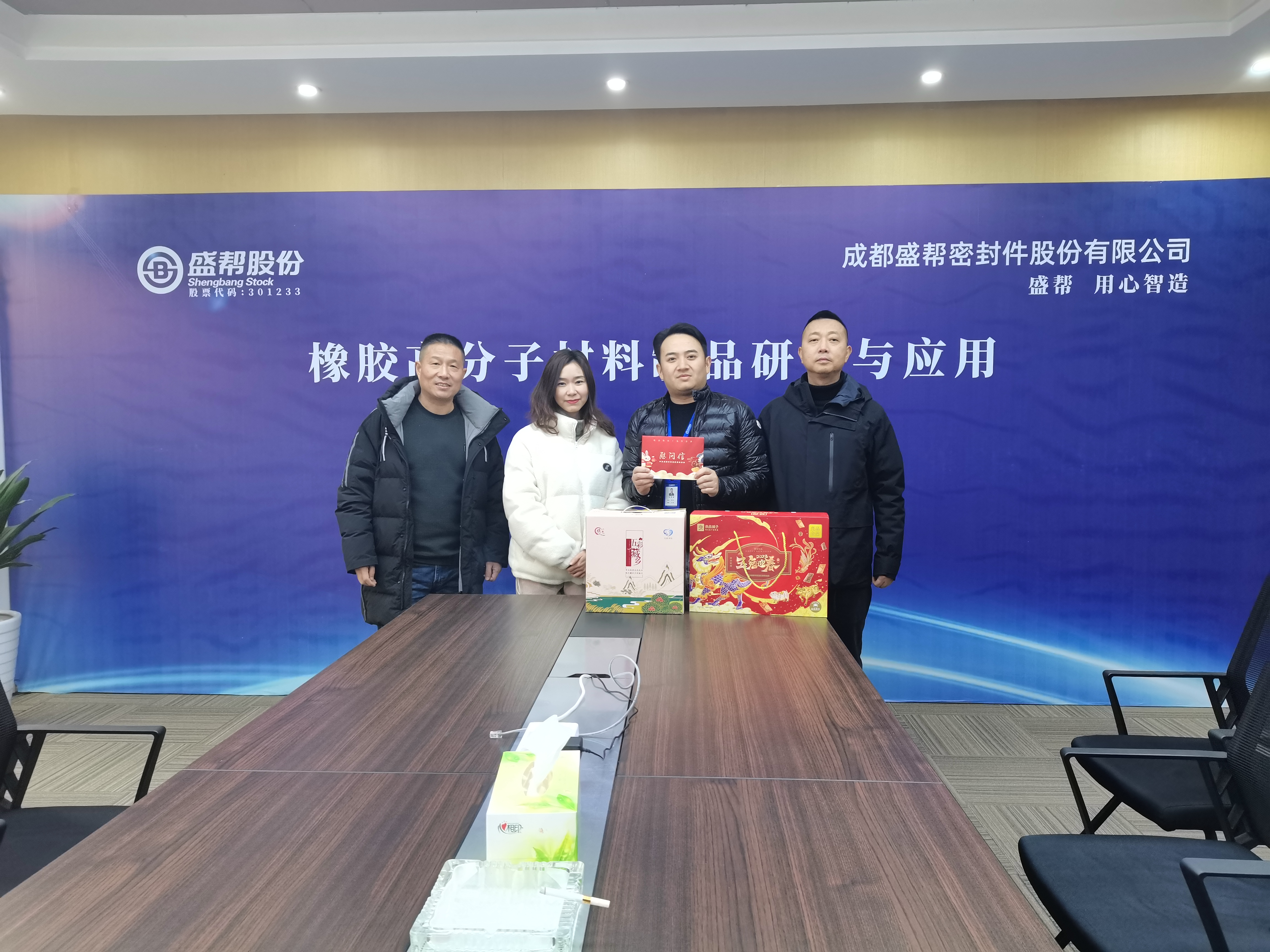 Какие конкретные дела были связаны с европейскими и американскими клиентами?