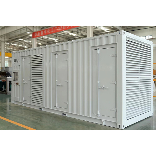 Появляются инновационные решения в области промышленной контейнерной техники, при этом особое внимание уделяется индивидуально разработанным взрывозащищенным контейнерам и контейнерам для хранения энергии с аккумуляторными батареями, что формирует новые отраслевые требования.