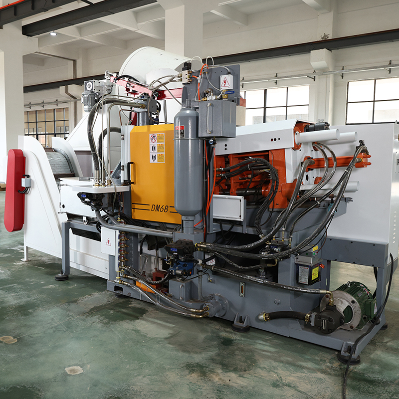 мини-литьевая машинаСкоростной загрузочный бункер 30-90Т