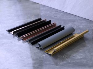 Готовая продукция Декоративные молдинги