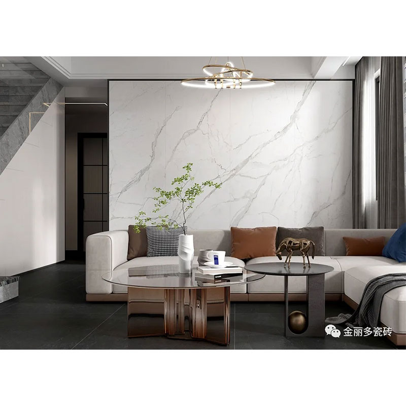 Выпущены новые крупноформатные фарфоровые плиты размером 90х270 мм.