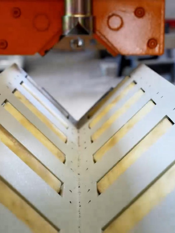 Гидравлический камнекольный станок (3)