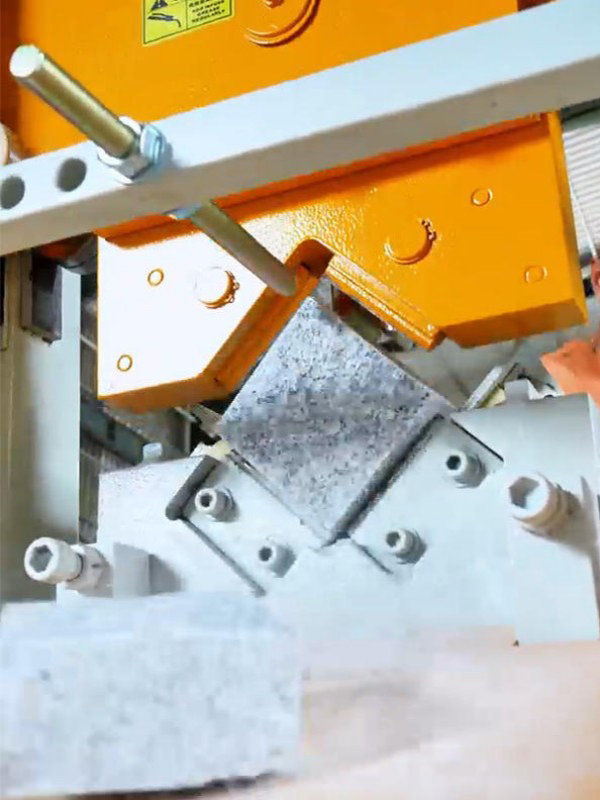 Гидравлический камнекольный станок (5)