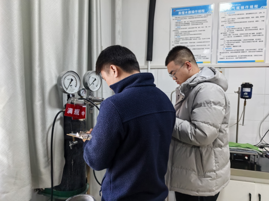 3bd27df2d583d1ffd63c17bb5a81de0a