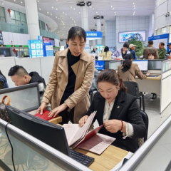 Совместная работа в офисе укрепляет управленческие навыки; соблюдение нормативных требований обеспечивает стабильное производство.