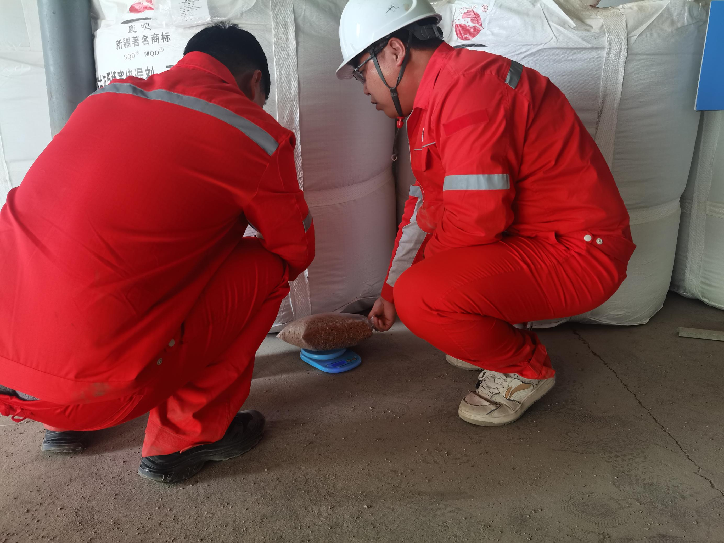 b934177526ee45f345a14a2090a29fa5