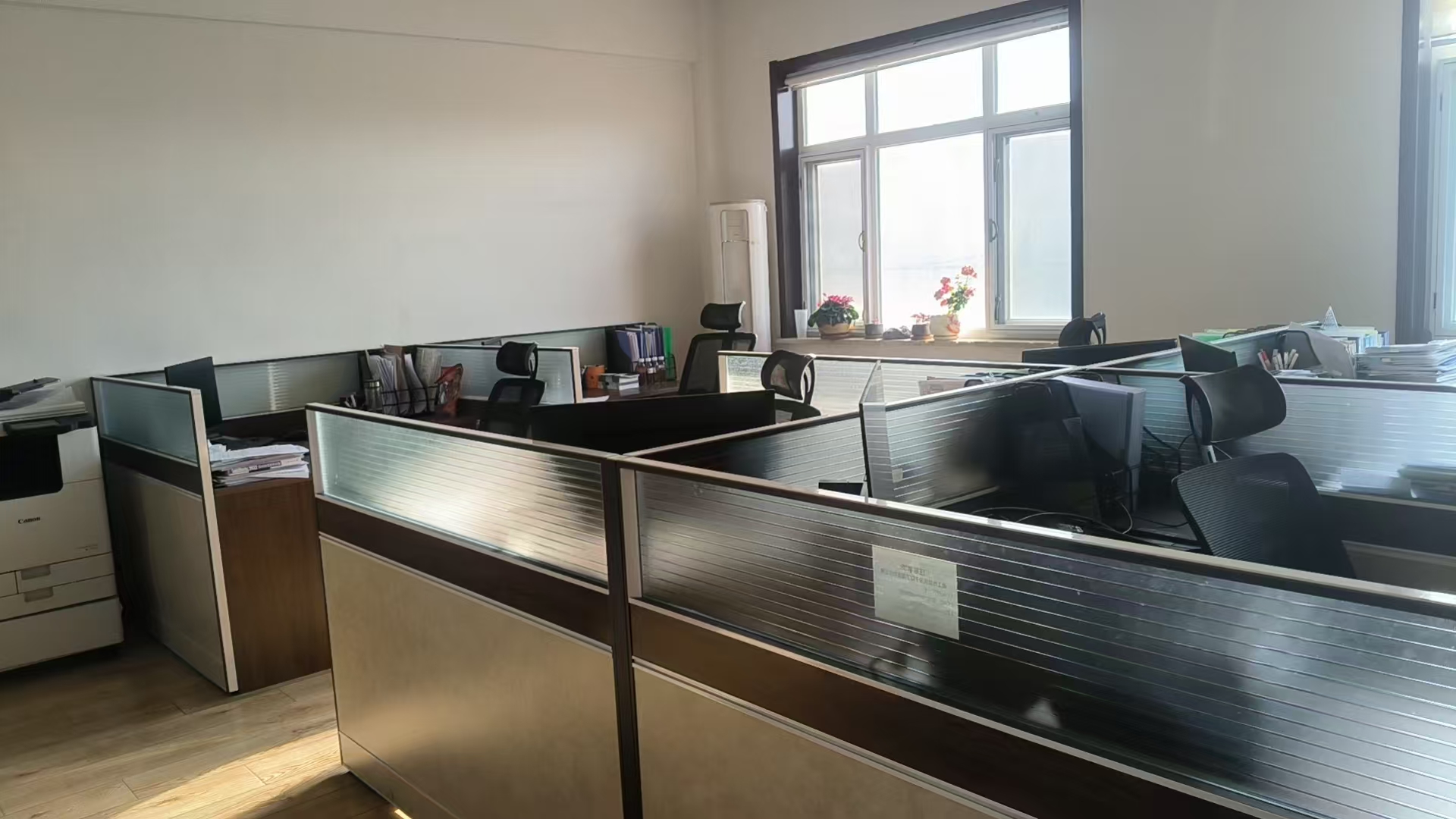 Зайдите в офис нашей профессиональной технической команды