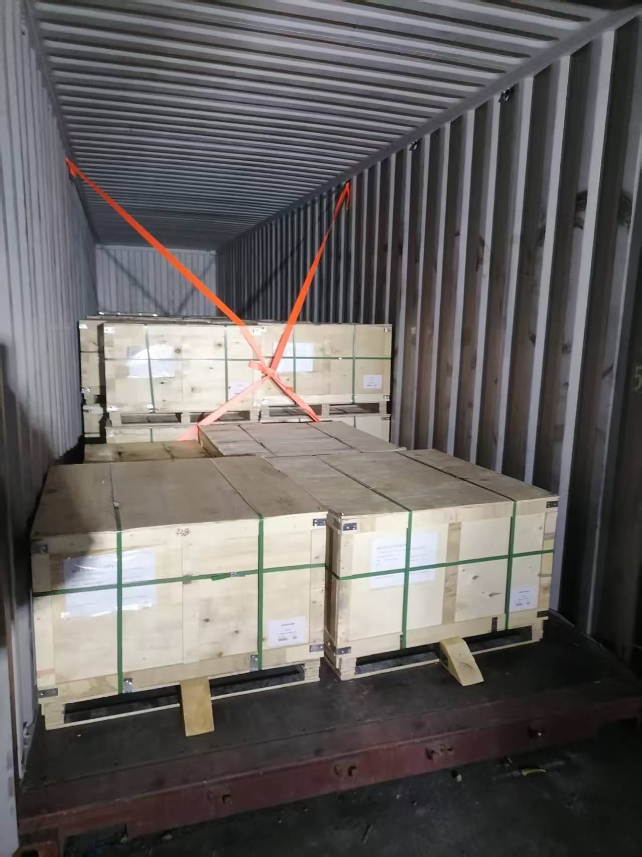 Доставляйте запчасти и комплектующие для сельскохозяйственной техники в Россию в профессиональной упаковке в деревянные ящики