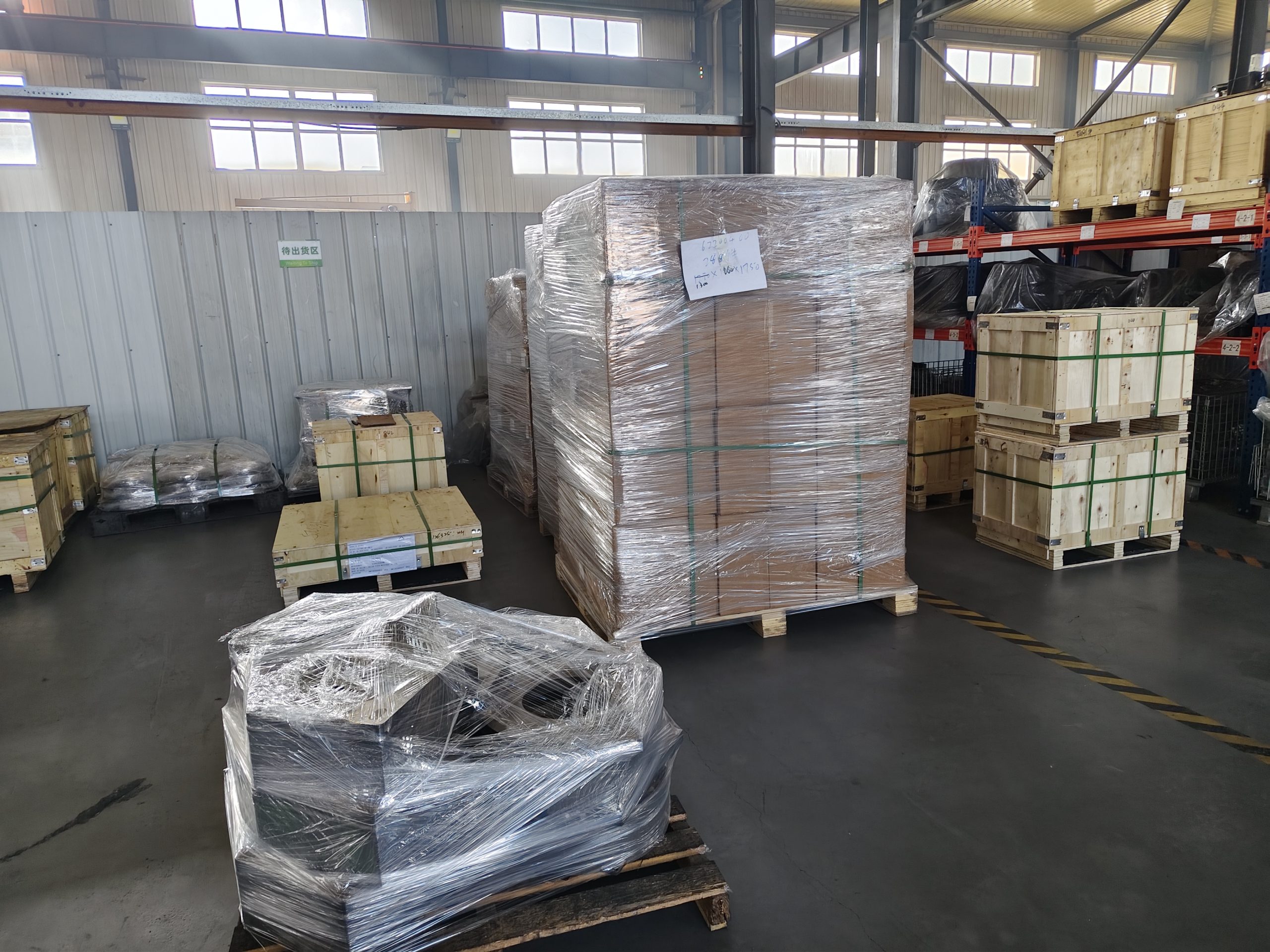 Упаковка и экспорт металлических деталей