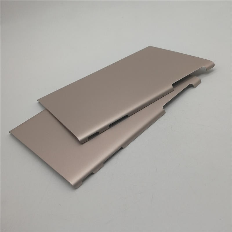 Революция в прочности и точности: почему корпуса высококачественных планшетов полностью переходят на обработку на станках с ЧПУ?