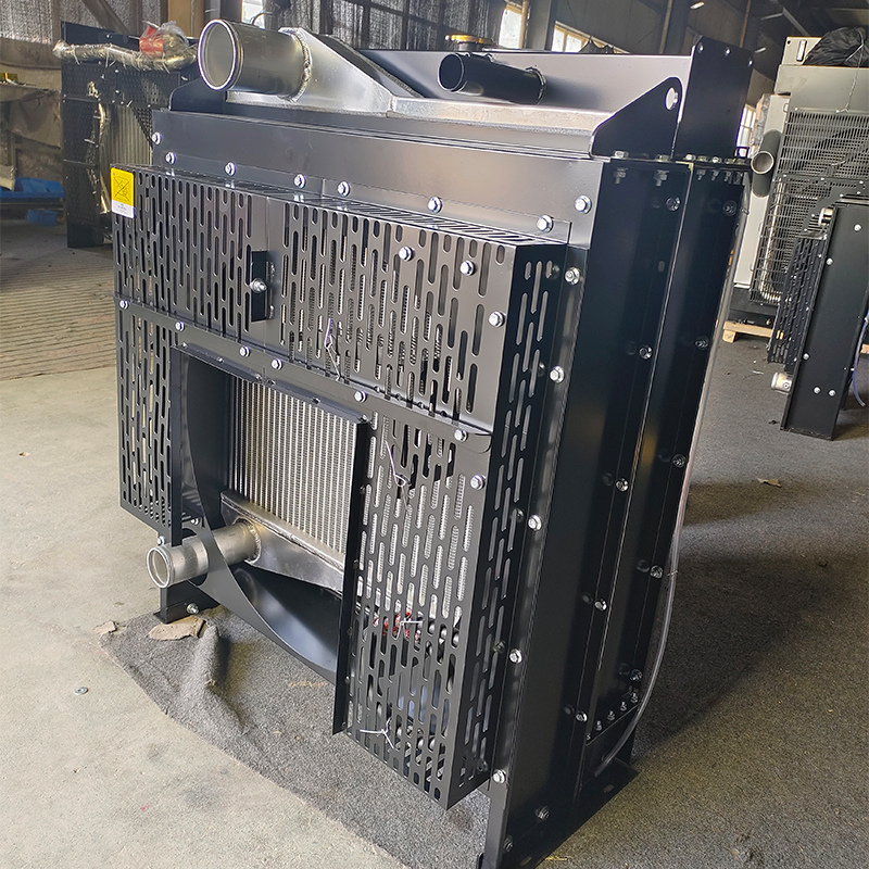 Радиатор с водяным баком Weichai WP7D264E310