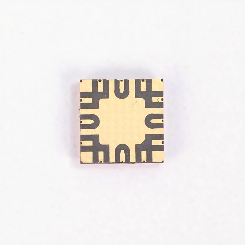 Керамический четырехсторонний корпус для поверхностного монтажа без выводов (11)