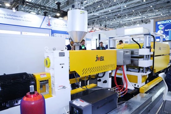 Линия холодного прессования специальных инженерных пластиков Jwell: эффективная и интеллектуальная для высокотехнологичного производства