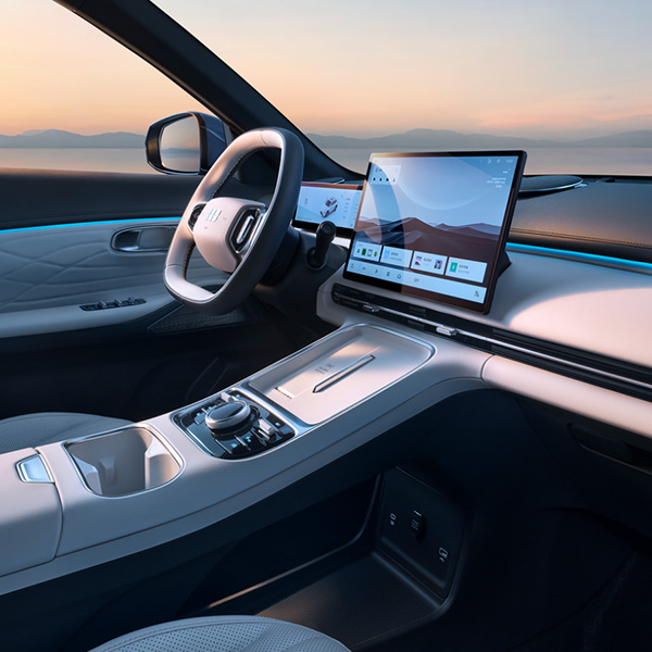 Компактный подключаемый гибридный внедорожник Geely Galaxy Starship 7