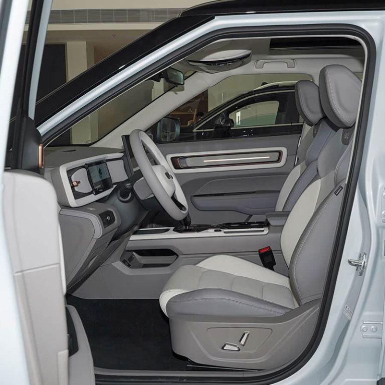 Geely ИКОНА - Синьсян Цзичэн, Лтд.