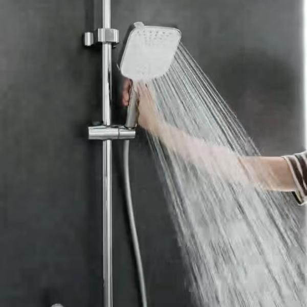 Заголовок: Высококачественная Термостатная Душевая Система