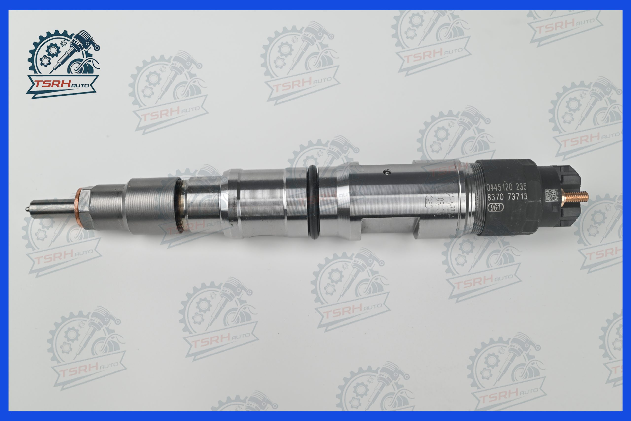 Форсунка топливная Bosch 0445120235 / 5207534 SISU
