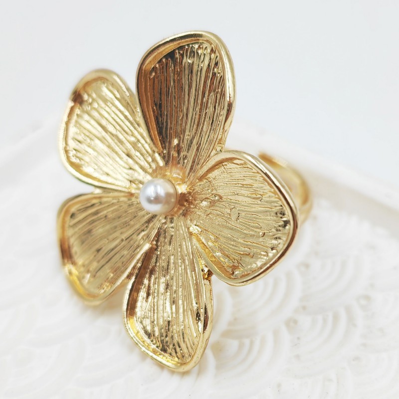 Цветочное кольцо