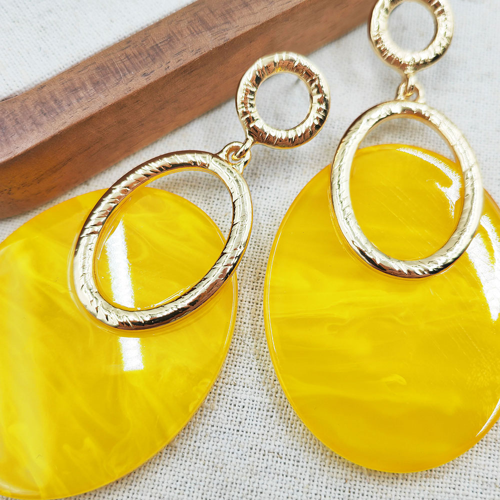 Ярко-желтые серьги-гвоздики с двойным кольцом из смолы｜Весенняя энергия Стиль Новые поступления