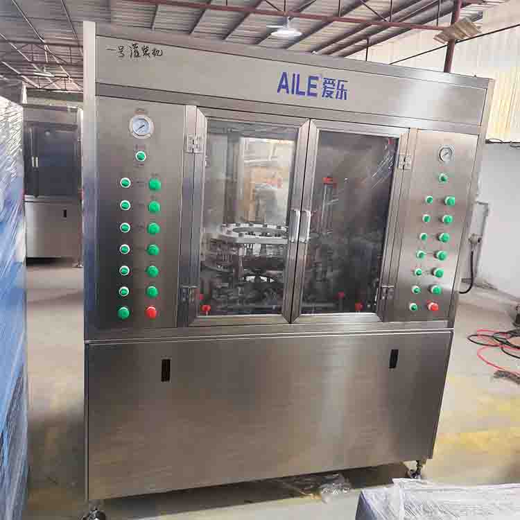 Высокоскоростная 12-головая аэрозольная розливная машина