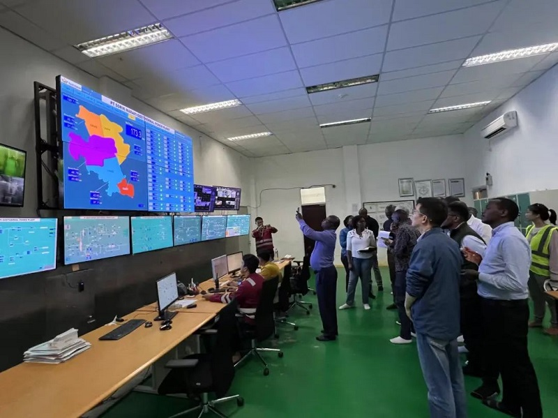 Кенийская национальная энергетическая компания (KenGen) организовала группу для инспекции геотермальной электростанции SMGP (3)