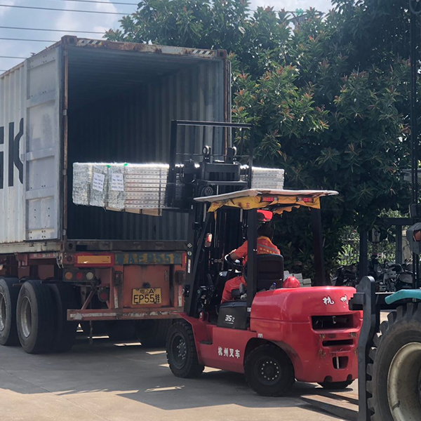 [Отправка сегодня] 2 контейнера, 675 комплектов наземных систем 1×4, уже отправлены!