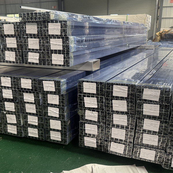 Крепления для солнечных батарей Kayo: из Китая в Италию!