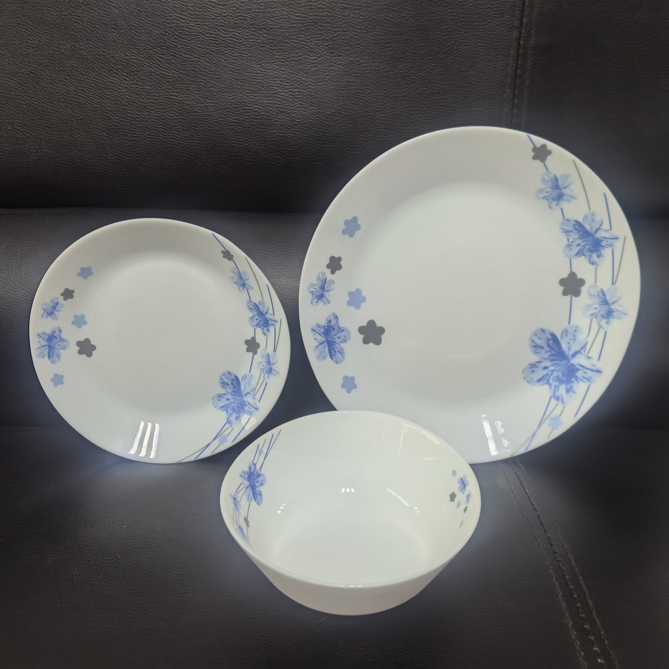 Набор стеклянной посуды из 24 предметов