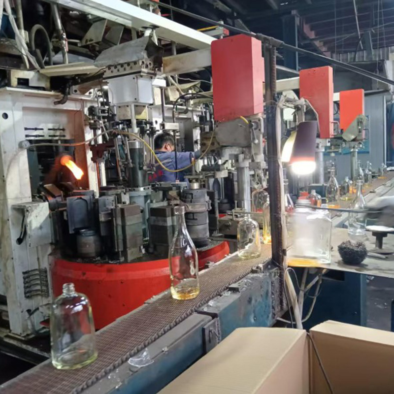 Снова в плавании с новыми силами——-Компания Shandong Yuncheng Zhenghua Glass Technology Co., Ltd. успешно завершила первый этап своего проекта технологической модернизации и реконструкции.