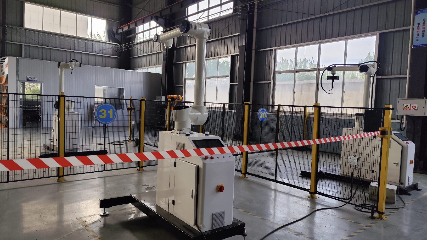 Collaboration is more than just action: multi-axis collaborative handling robot reconstructs the relationship of production interface