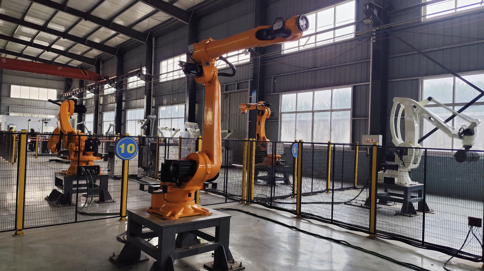 At the end of the process, at the front end of the strategy: the road to re-evaluation of the end-of-packaging line robot arm