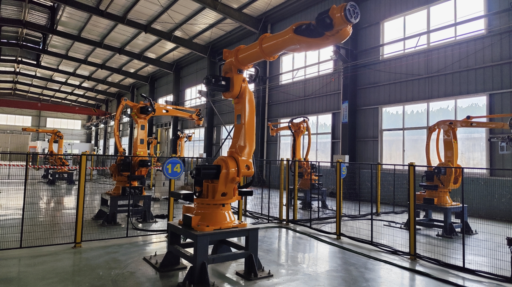 Integration of Multi-Station Handling Systems and the Collaborative Reshaping of the Production Chain
