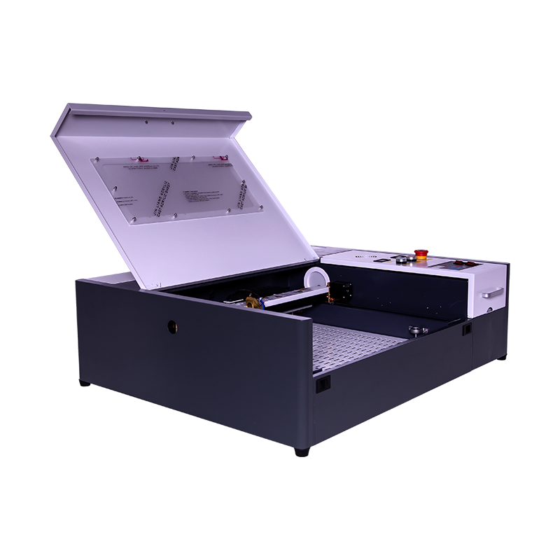 Конкуренция — это норма, разорвать этот круг — выбор. В 2025 году лазерная промышленность Китая приняла новый способ работы.一