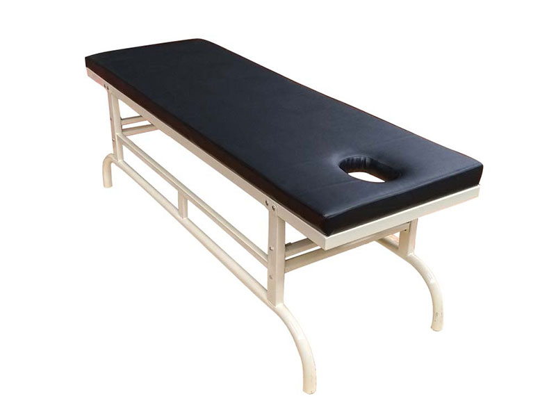 Косметологическая кровать: не просто лежанка, а рабочий инструмент