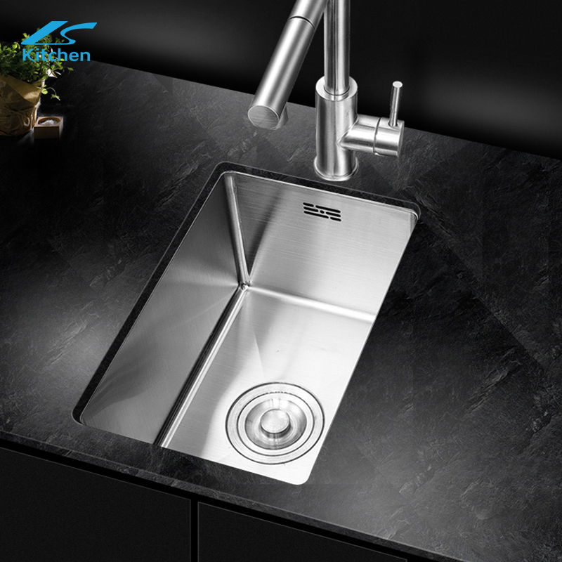Серебряная матовая кухонная раковина небольшого размера LS-MC2444SIL из высококачественной нержавеющей стали