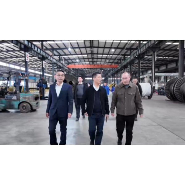 Wanma Cable и Сычуань Вэйкэ Кабельподписали соглашение о совместном создании экосистемной цепочки «Десять тысяч лошадей и тысяча солдат», открыв новую главу в совместном развитии