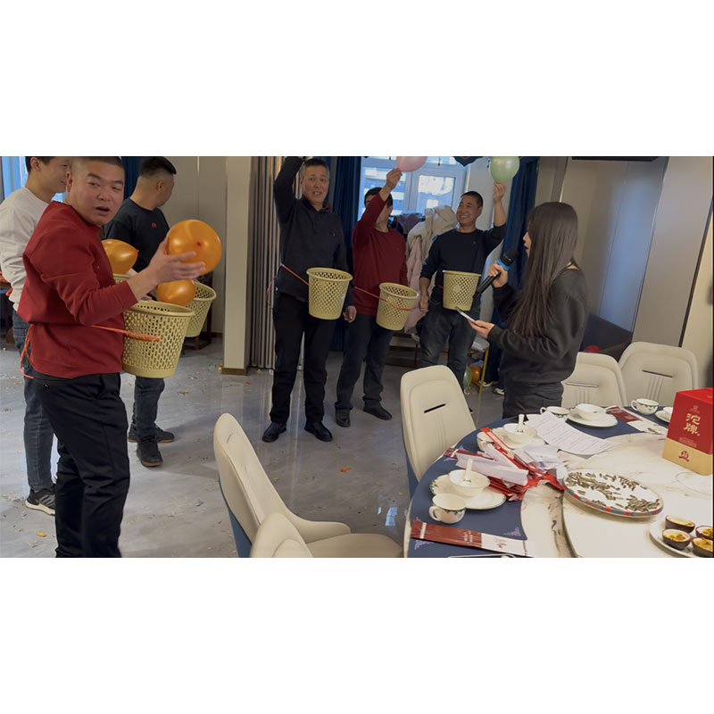 Успешно завершился конкурс профессиональных навыков сотрудников Chifeng Dingzun, укрепивший основу системы управления качеством