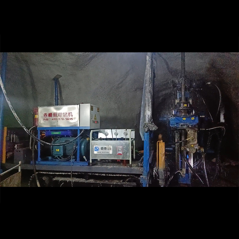 Гусеничная комплексная буровая установка Chifeng Dingzun KY-500 — еженедельный отчёт Dali Construction