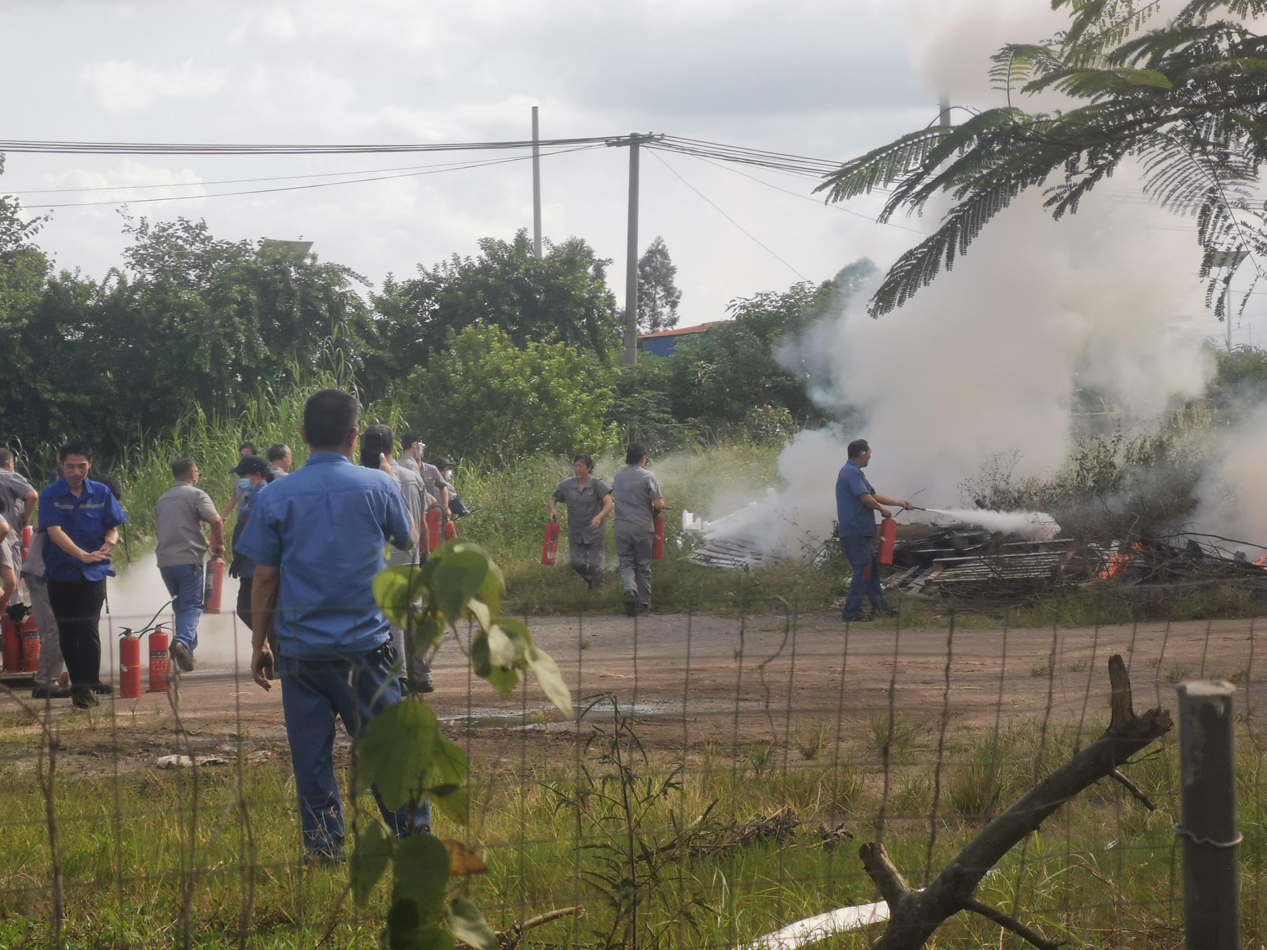 Проведение противопожарных учений 2025 года в компании Guangxi Jiade Machinery Co., Ltd.