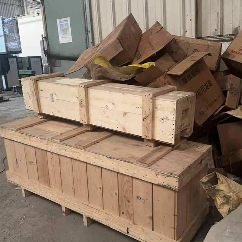 Международное производство! Индийские клиенты закупают детали нашего станка, профессионально упакованные для конвоя конвоя