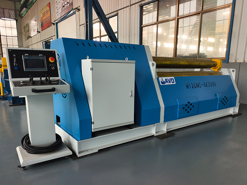 W12CNC-8X2000 Четырехроликовый листопрокатный станок