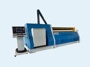 Четырехроликовый листопрокатный станок