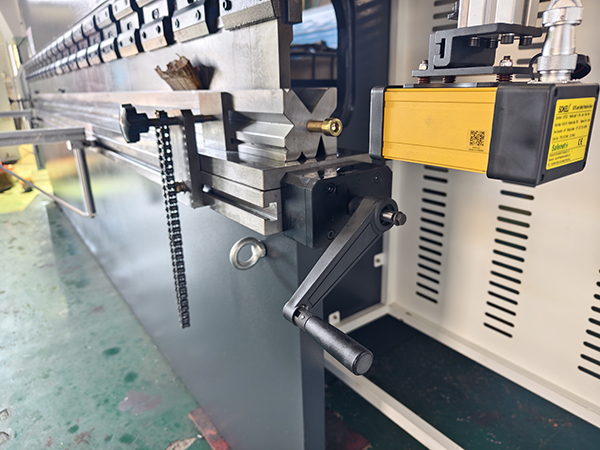 ЧПУ-сгибатели