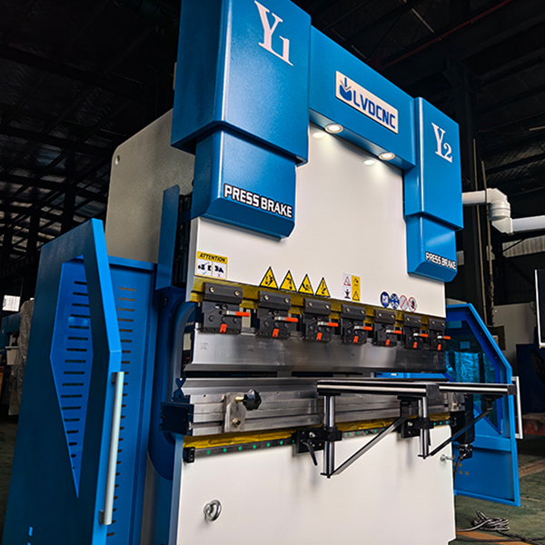 Станок с ЧПУ для гибки: высокоточное решение для металлообработки, адаптированное под потребности российской промышленности