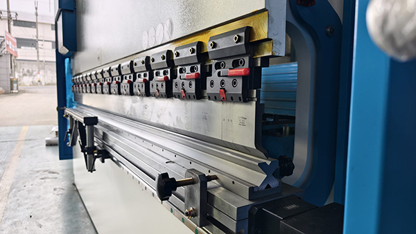 Листогибочный Станок