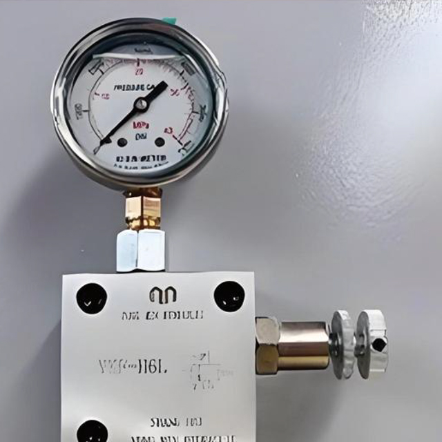 Одноколонный гидравлический пресс