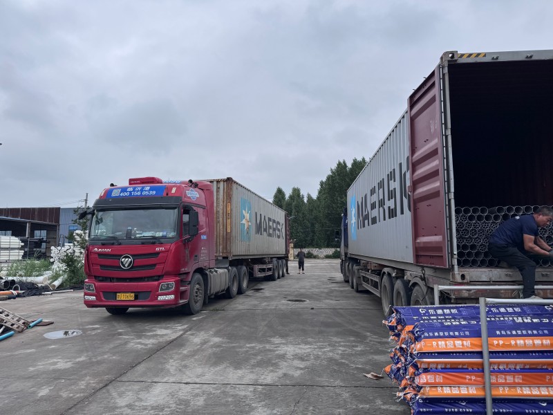 Серия фитингов для труб HDPE706 (11)