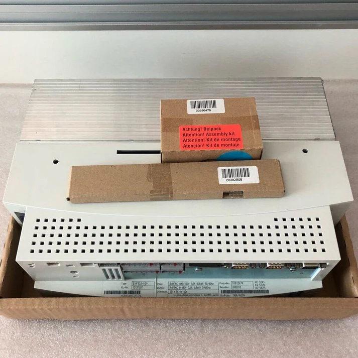 Высокопроизводительный многоосевой сервопривод Lenze EVF8241-E-V020.