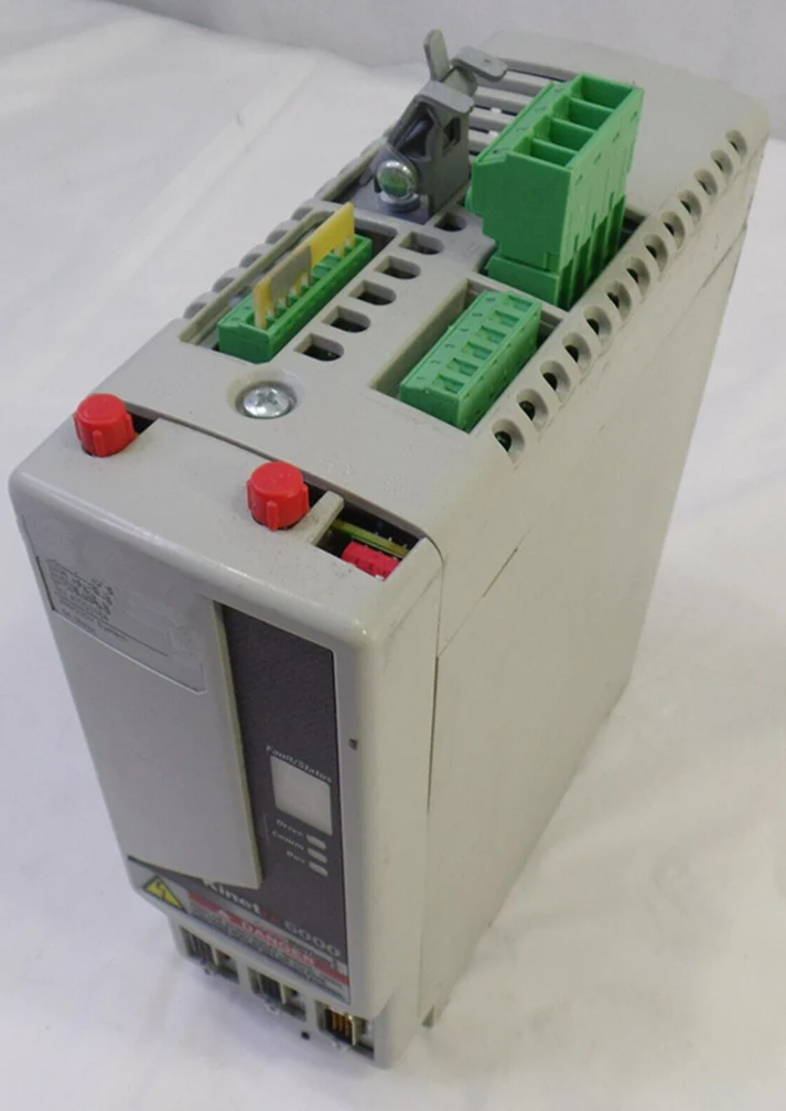 Новый модуль оси Allen Bradley 2094-AM01-S